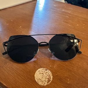 Black cat eye sunglasses
